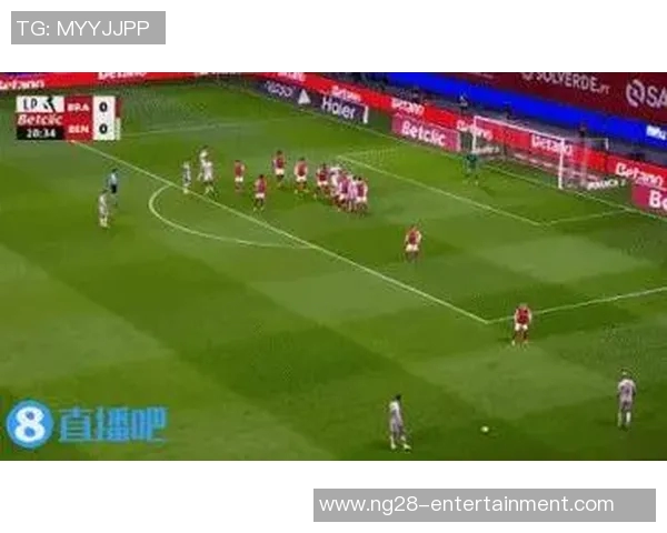 西甲精彩对决本菲卡与那不勒斯战成平局门将神扑成比赛焦点分析